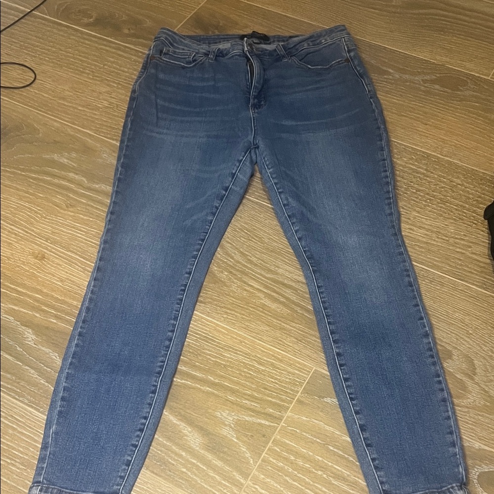Judy Blue Women's Skinny Jeans in Classic Blue size 15/32
